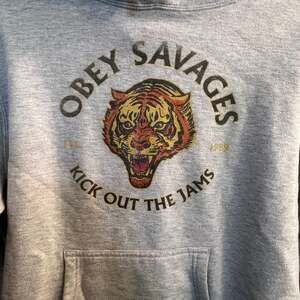 Obey Savages Hooded Sweatshirt Size L no. 89